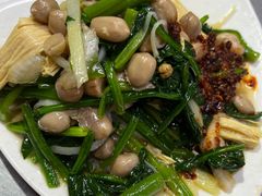 -赵氏牛肉罩火烧