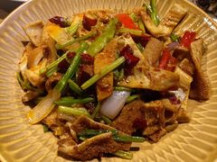 -贯贯吉·清真餐厅(浙江中路店)