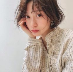 -变画·发型STUDIO