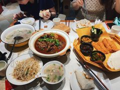 醋炝绿豆芽-丁里羊肉小镇(天鹅湖总店)