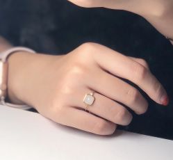 -威德钻石-克拉钻大本营(南京东路店)