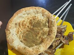 -烤肉小伙烤肉店