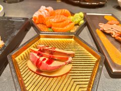-铭牛烧肉·和牛海鲜自助(高新月牙湖店)
