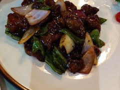黑椒雪花牛仔粒-锦園(伊势丹美食城店)