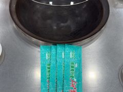 -屯老二农家铁锅炖·行业领军者(梅江店)