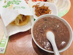 红豆薏米粥-甲乙饼·手工牛肉饼(金地广场店)
