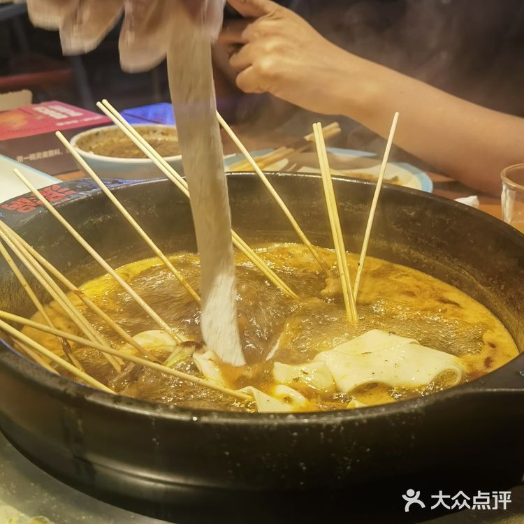 哈尔滨：宝藏泥锅涮串 下次还来