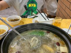 -濠轩阁特色生蚝火锅(水湾路店)