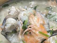 -大富蚝乌东哥饭店·石锅鱼杂·柠檬鸭(革新路店)