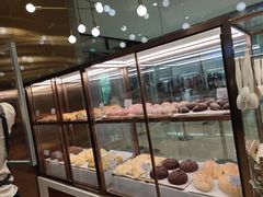 面包甜点陈列柜-奈雪的茶(石家庄万象城店)