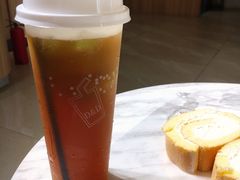 -顶东面包花园·生日蛋糕(世博店)