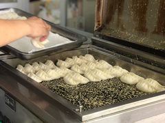 -周震馄饨