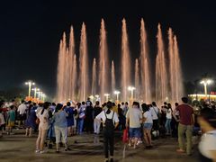 -人民广场