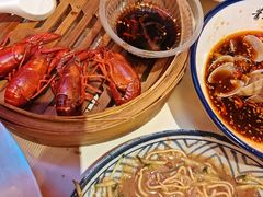-霄汉牛三鲜湖北砂锅菜(万松园2店)