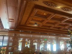 -八府香鸭·啫啫煲(华山路店)