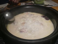 -洪氏嗨捞·广东猪肚鸡·椰子鸡火锅(西咸万象城店)