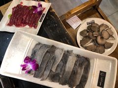 屠场鲜毛肚-唇辣号重庆老火锅(亦庄店)