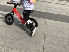 -八爪矩阵极限运动馆·儿童平衡车·感统训练(南海子公园校区)