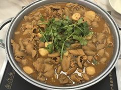 -彭记铁锅肥肠(东四总店)