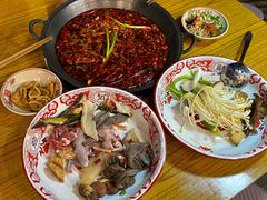 -馋虫重庆火锅(玉林南街店)
