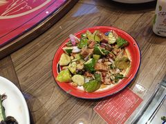 -鱼满舱.地标海鲜.正宗鲁菜(金沙滩店)