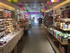 -三福时尚(三峡广场华夏银座店)