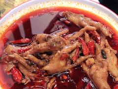 -老闵田螺馆·南昌特色小炒(梦时代店)