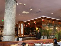 -八府香鸭·啫啫煲(华山路店)