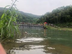 -梅岭月亮湾山体公园