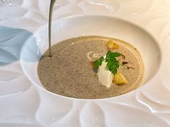 松露蘑菇浓汤-弦月窗LUNETTE BY AMANDA(复兴路店)