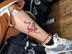 -猛子刺青纹身店