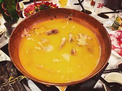 -鲜入围煮花胶鸡海鲜火锅