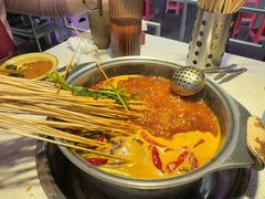 -钢管厂五区小郡肝串串香(蜀都万达店)
