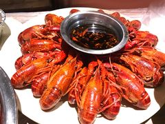 -巴厘龙虾·榜首油焖大虾(音乐学院·沿江酒馆店)