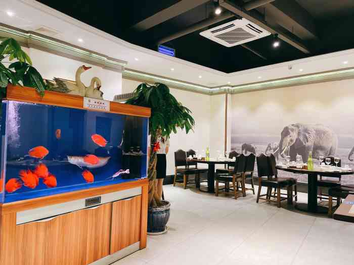 宁海食府(四明中路店)-"宁海食府在市区开了好多家,每家生意都超火.