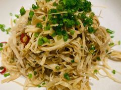 香葱拌笋衣-小大董·烤鸭(凤凰汇店)