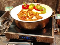 -金马门国际美食百汇(珞喻路店)