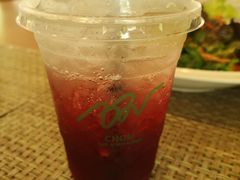 -Chom Cafe and Restaurant