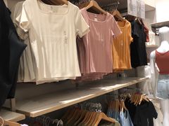 -优衣库(广州天河领展广场店)