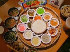 -包整·丝娃娃(一览甲秀楼风景店)