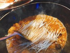 -山河屯铁锅炖(哈西站店)