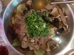 -谢老五跷脚牛肉·非遗传承店