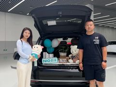 -蔚来体验中心(北京亦庄店)