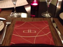 -db Bistro & Oyster Bar by Daniel Boulud(滨海湾金沙店)