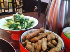 -虾弄弄海派小龙虾·牛羊蝎子火锅