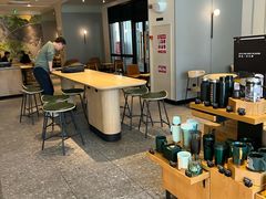 -星巴克臻选(威海威高广场店)