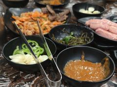 -啊美丽炭火烤肉(滑翔一店)