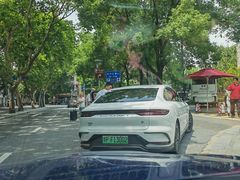 -日月光中心-停车场