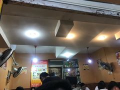 大堂-明明烤牛肉(原明明东北烧烤)