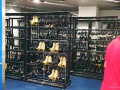 -冠军冰场CHAMPION RINK(环球银泰城店)